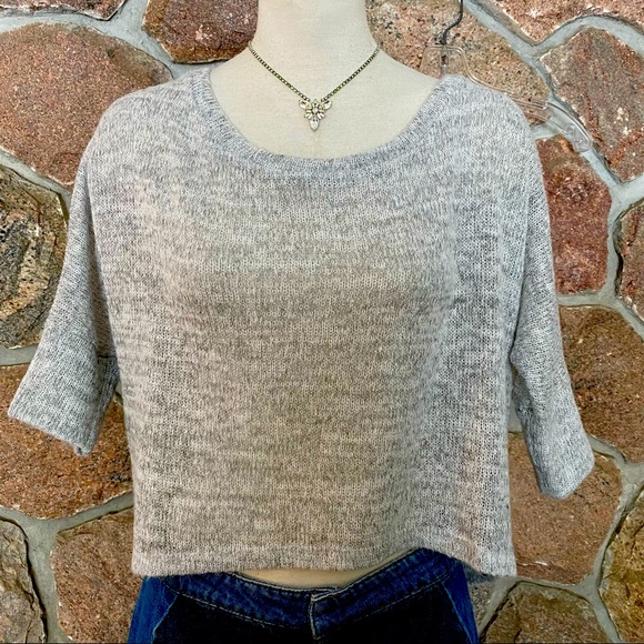 💍Entro brand cropped soft grey knit sweater. - Picture 3 of 5